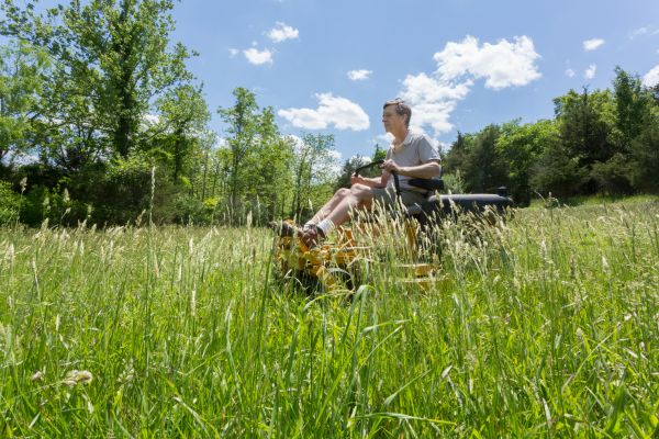 Tall Grass Mowing in Melbourne