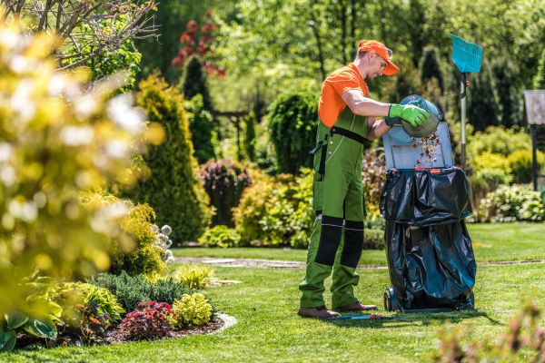 Lawn Cleaning Service in Melbourne